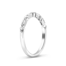 Baguette Single Shared Prong Ring - Rings