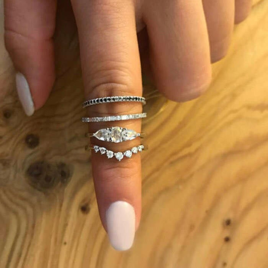 Valentina Black Diamond Band - Rings